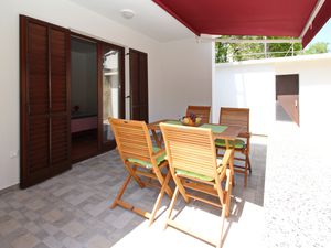 23934055-Ferienwohnung-5-Baška-300x225-0