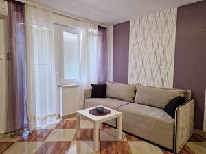 23933670-Ferienwohnung-4-Baška-300x225-2