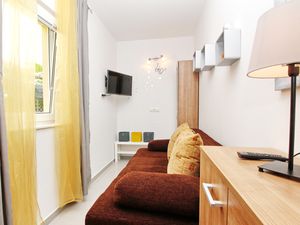 23933697-Ferienwohnung-3-Baška-300x225-1