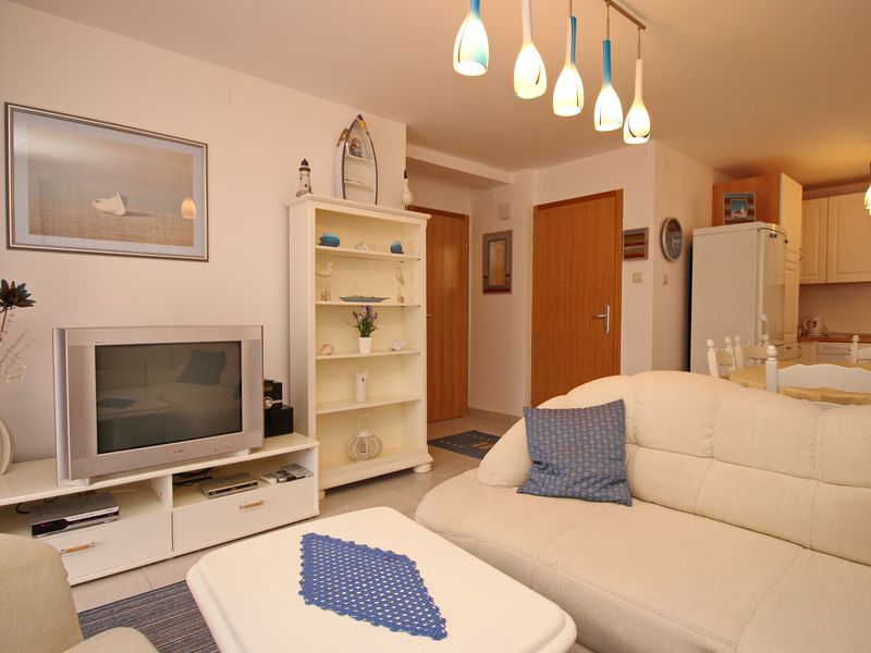 23933707-Ferienwohnung-6-Baška-800x600-2