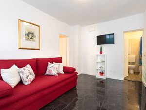 23934199-Ferienwohnung-2-Baška-300x225-2