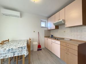 23980702-Ferienwohnung-3-Baška-300x225-4