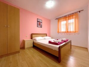 23980699-Ferienwohnung-5-Baška-300x225-4