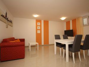 23040067-Ferienwohnung-2-Baška-300x225-3