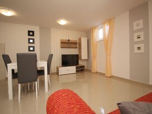 23039001-Ferienwohnung-2-Baška-300x225-2