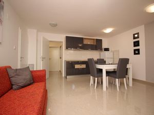 23039001-Ferienwohnung-2-Baška-300x225-3