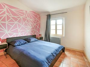 24001954-Ferienwohnung-5-Beaucaire-300x225-4