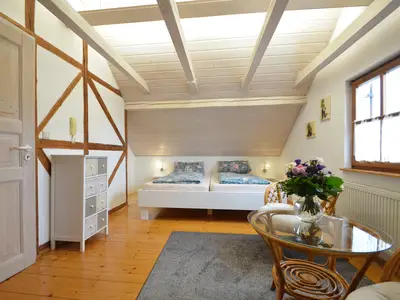 gemütliches 2 Meter Bett