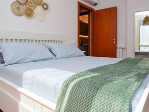 23668146-Ferienwohnung-2-Bellagio-300x225-5