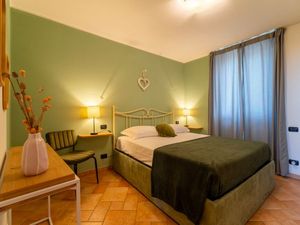 24045617-Ferienwohnung-2-Bellagio-300x225-3