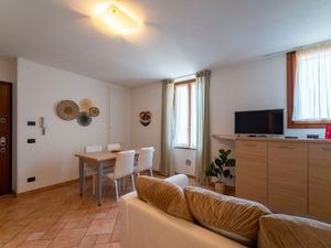 24045617-Ferienwohnung-2-Bellagio-300x225-4