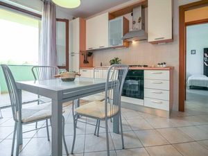 22635079-Ferienwohnung-4-Bellaria-Igea Marina-300x225-4