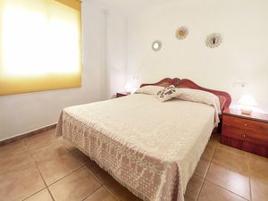 23764804-Ferienwohnung-6-Bellreguard-300x225-4