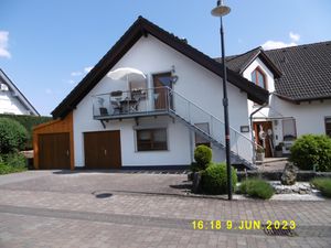 18395475-Ferienwohnung-4-Beltheim-300x225-1