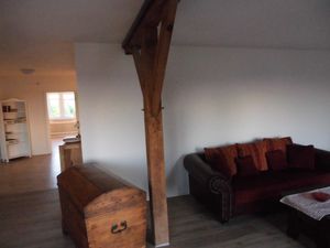 19249632-Ferienwohnung-4-Belum-300x225-3