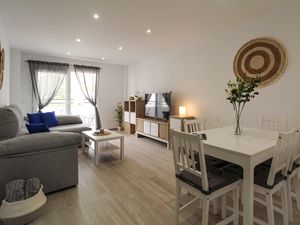 23764996-Ferienwohnung-6-Benajarafe-300x225-3