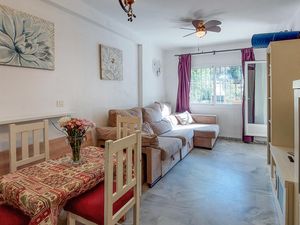 24003341-Ferienwohnung-5-Benalmádena-300x225-3