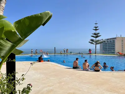 PoolOfHouse