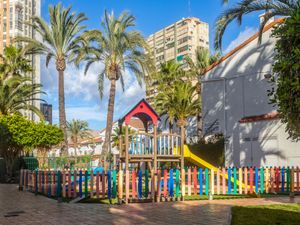 23857428-Ferienwohnung-4-Benidorm-300x225-5