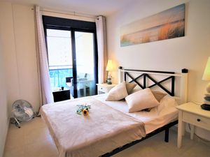 23867949-Ferienwohnung-4-Benidorm-300x225-1