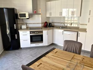 23545013-Ferienwohnung-7-Benidorm-300x225-5