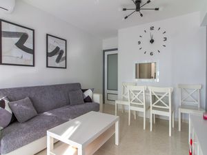 23759570-Ferienwohnung-4-Benidorm-300x225-3