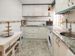 23761366-Ferienwohnung-6-Benidorm-300x225-4