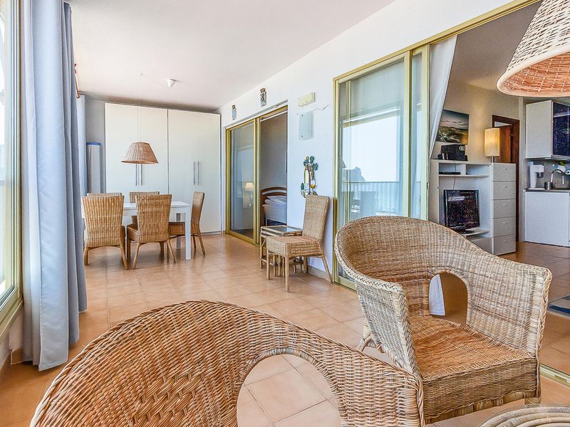 23767264-Ferienwohnung-6-Benidorm-800x600-0