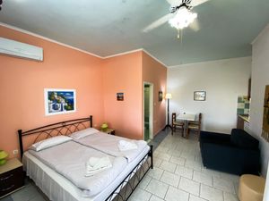 22443653-Ferienwohnung-2-Benitses-300x225-4