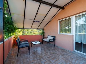 23755701-Ferienwohnung-6-Benkovac-300x225-5