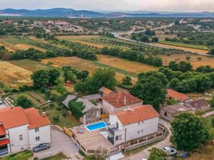 Ferienwohnung für 5 Personen (100 m²) in Benkovac