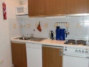 22069661-Ferienwohnung-6-Bensersiel-300x225-1