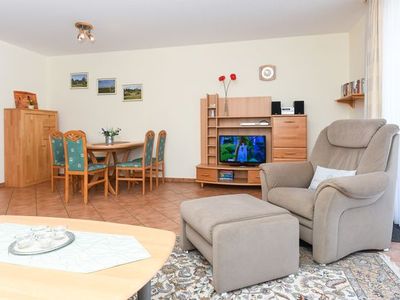 Ferienwohnung für 3 Personen (60 m²) in Bensersiel 8/10