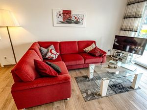 23887639-Ferienwohnung-4-Bensersiel-300x225-5