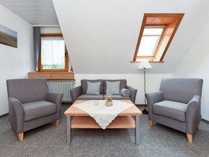 23874027-Ferienwohnung-2-Bensersiel-300x225-1