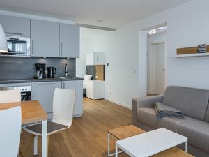 23834084-Ferienwohnung-5-Bensersiel-300x225-3