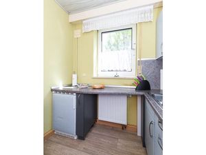 23937263-Ferienwohnung-4-Bensersiel-300x225-4