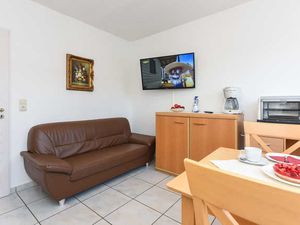 21599639-Ferienwohnung-5-Bensersiel-300x225-5