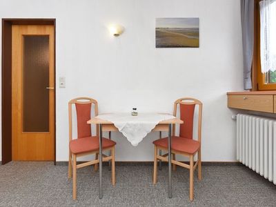 Ferienwohnung für 2 Personen (40 m²) in Bensersiel 6/10