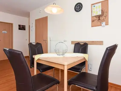 Ferienwohnung für 4 Personen (65 m²) in Bensersiel 6/10