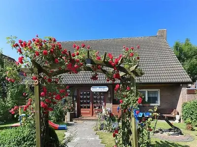 Ferienwohnung für 4 Personen (45 m²) in Bensersiel 1/10