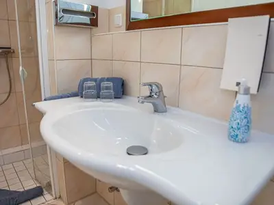 Ferienwohnung für 2 Personen (45 m²) in Bensersiel 8/10