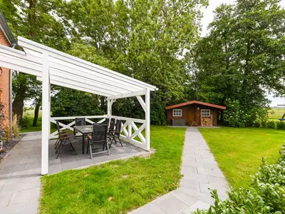 Ferienwohnung für 8 Personen (122 m²) in Bensersiel 5/10