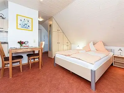 Ferienwohnung für 2 Personen (30 m²) in Bensersiel 1/10