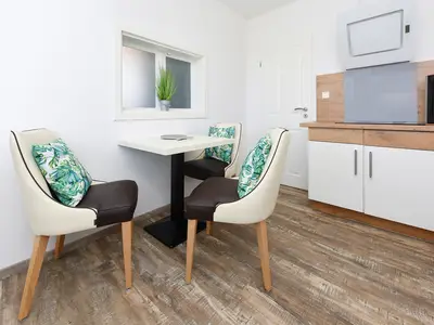 Ferienwohnung für 2 Personen (52 m²) in Esens 10/10