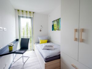 22182821-Ferienwohnung-5-Bensheim-300x225-2