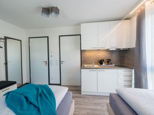 21626639-Ferienwohnung-3-Bensheim-300x225-5