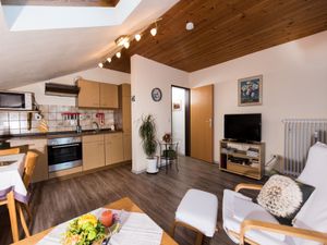 72690-Ferienwohnung-3-Berchtesgaden-300x225-2