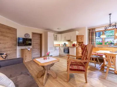 Wohnzimmer mit Küchenecke