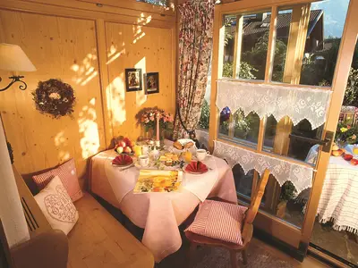 Essecke im kl. Wintergarten